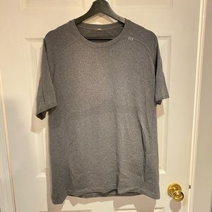 XL Lululemon Tee